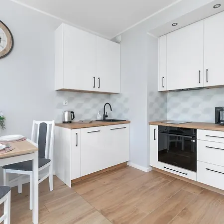 Nowa Letnica Comfortable With Balcony & Parking By Renters דירה גדנסק