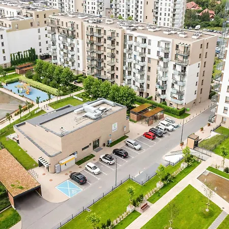 דירה Nowa Letnica Comfortable With Balcony & Parking By Renters גדנסק