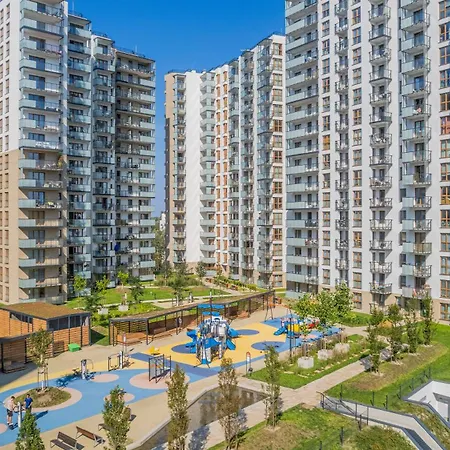 Nowa Letnica Comfortable With Balcony & Parking By Renters