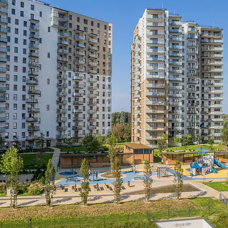 Nowa Letnica Comfortable With Balcony & Parking By Renters