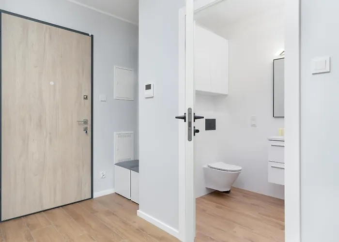 Nowa Letnica Comfortable With Balcony & Parking By Renters *