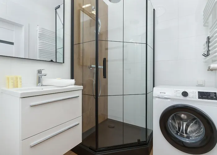 Appartement Nowa Letnica Comfortable With Balcony & Parking By Renters *