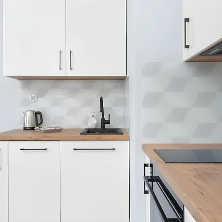 Nowa Letnica Comfortable With Balcony & Parking By Renters 公寓 *